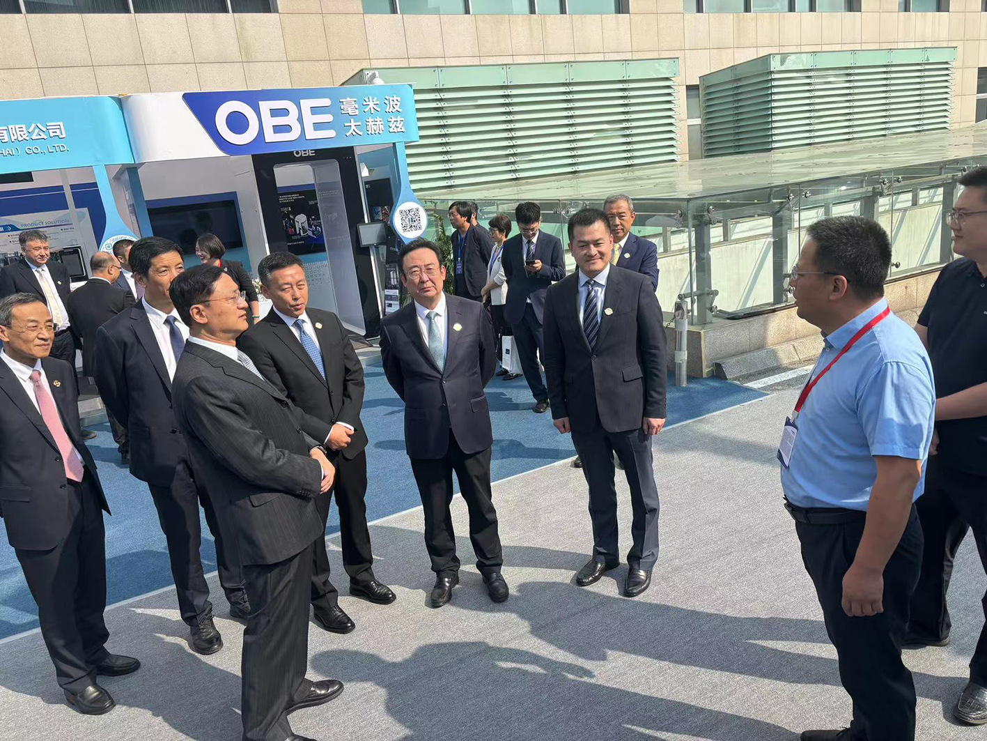 北京市常務副市長，民航局副局長胡振江，首都機場集團董事長王長益，首都機場集團總經理劉春晨,國航副總裁閆飛,首都機場集團副總閻欣4.jpg